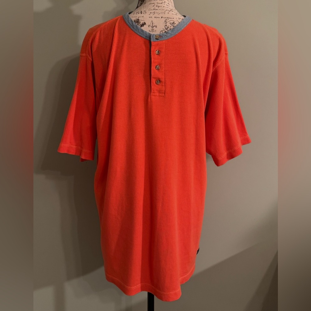 Catalina Men’s Short Sleeve Orange Ribbed Henley Shirt Size Medium